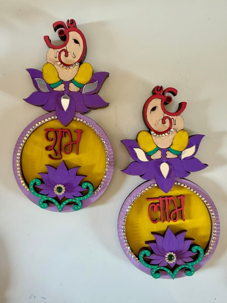 Ganesha Blessing Shubh-Labh - Red Gold